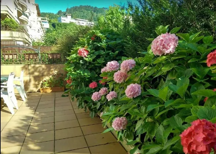 Ondarreta & Terrace San Sebastian