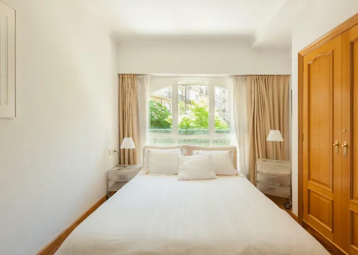 Ondarreta & Terrace *