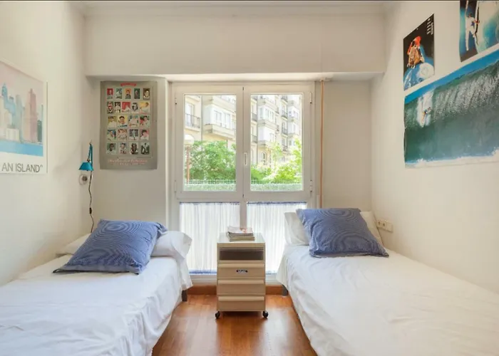 Ondarreta & Terrace *