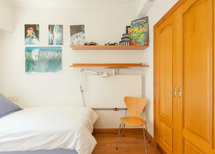 Ondarreta & Terrace Apartment *