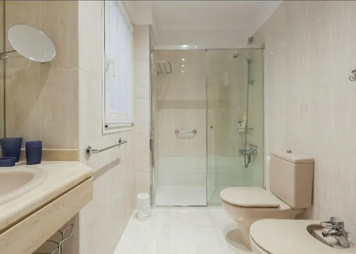 Ondarreta & Terrace Apartment *