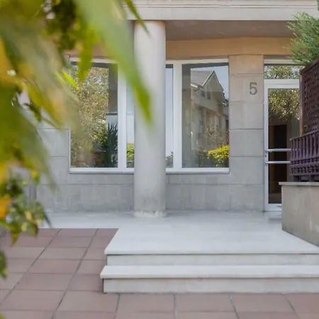 Ondarreta Beach & Terrace Apartment San Sebastian
