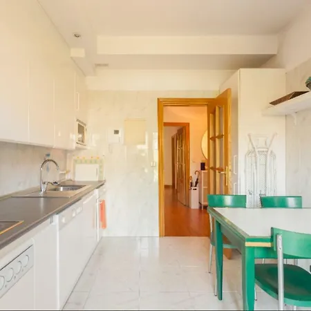 Ondarreta Beach & Terrace Apartment San Sebastian