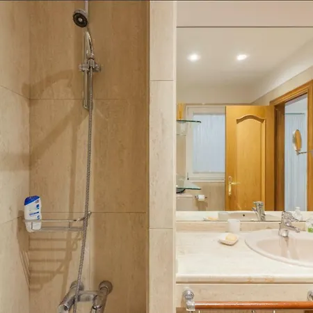 Apartment Ondarreta Beach & Terrace San Sebastian