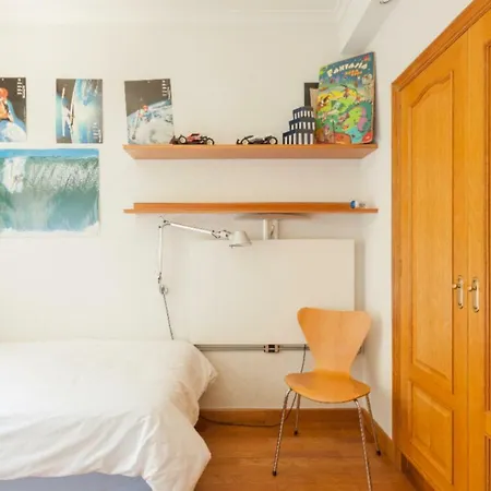 Ondarreta Beach & Terrace Apartment *